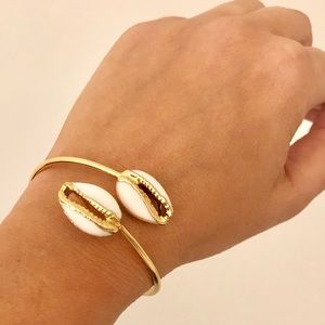 18k gold plated shell bracelet